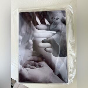 Brand New-Room Essentials 4”x6” Acrylic Frame